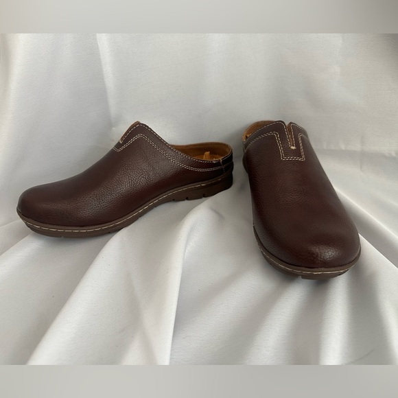 boc Born Concept women’s brown leather clogs size 7 - Picture 2 of 11